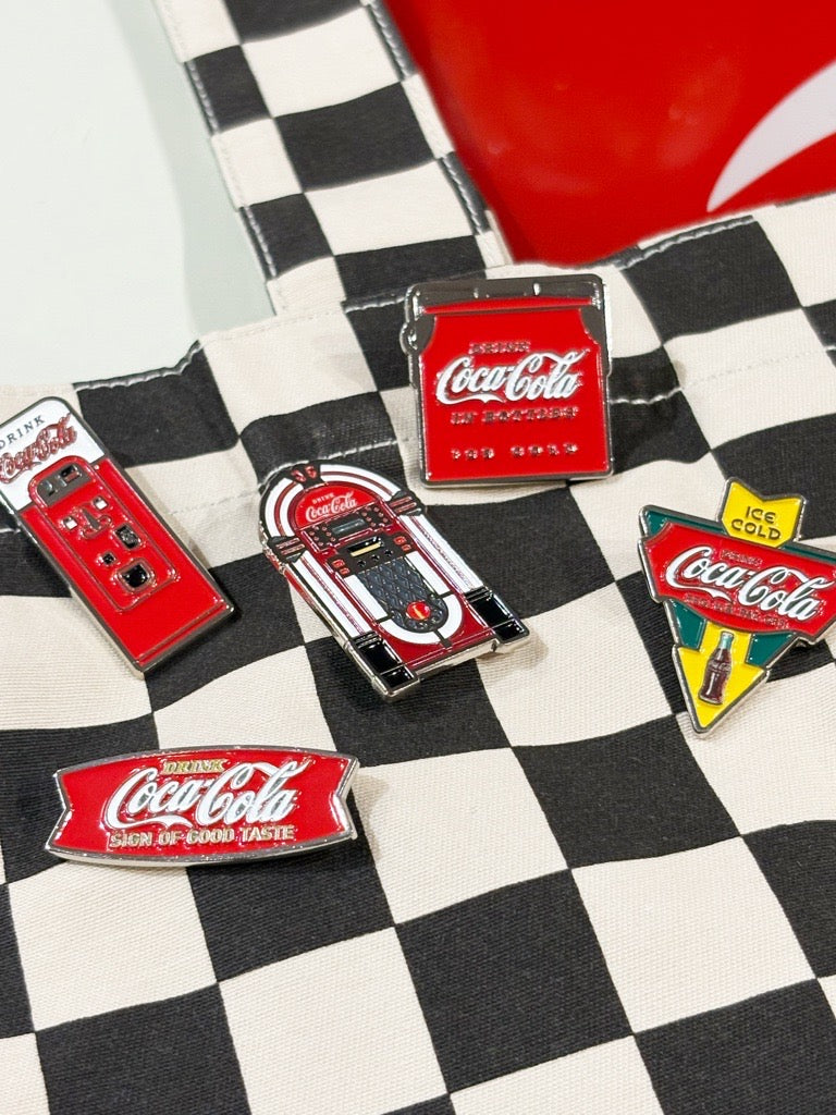 「コカ･コーラ」ピンズ　全5種