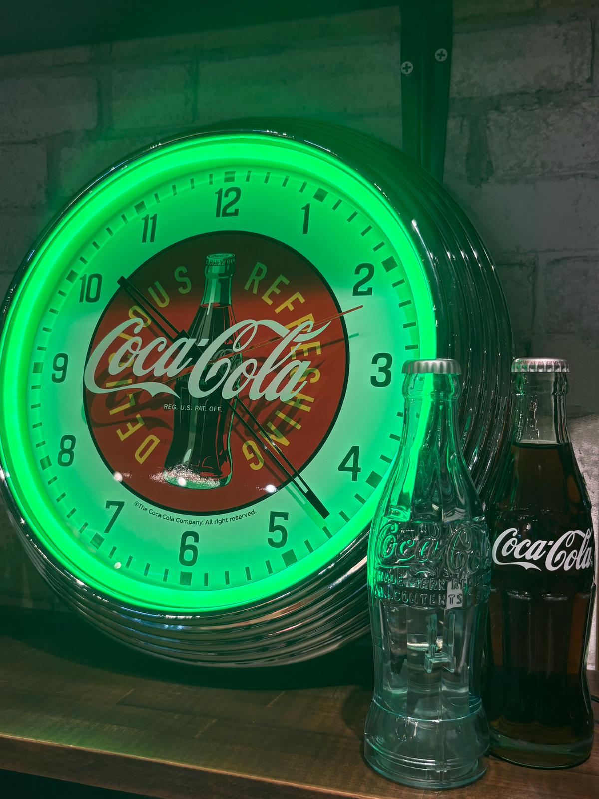 コカ・コーラ」ネオネオンクロック(Red/Green) – CCLcollection コカ・コーラ」ネオネオンクロック(Red/Green) – CCLcollection